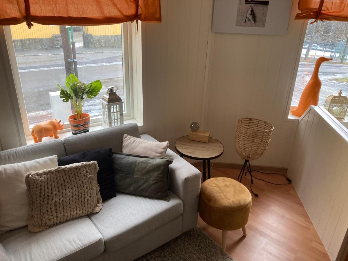 Downtown Historical House With Renovated Apartments Ålesund Exterior foto